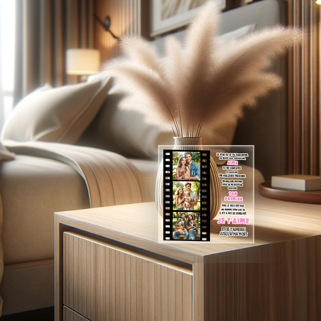 Moment Cinématique Personnalisé sur Plaque Acrylique - Immortalisez Vos Souvenirs